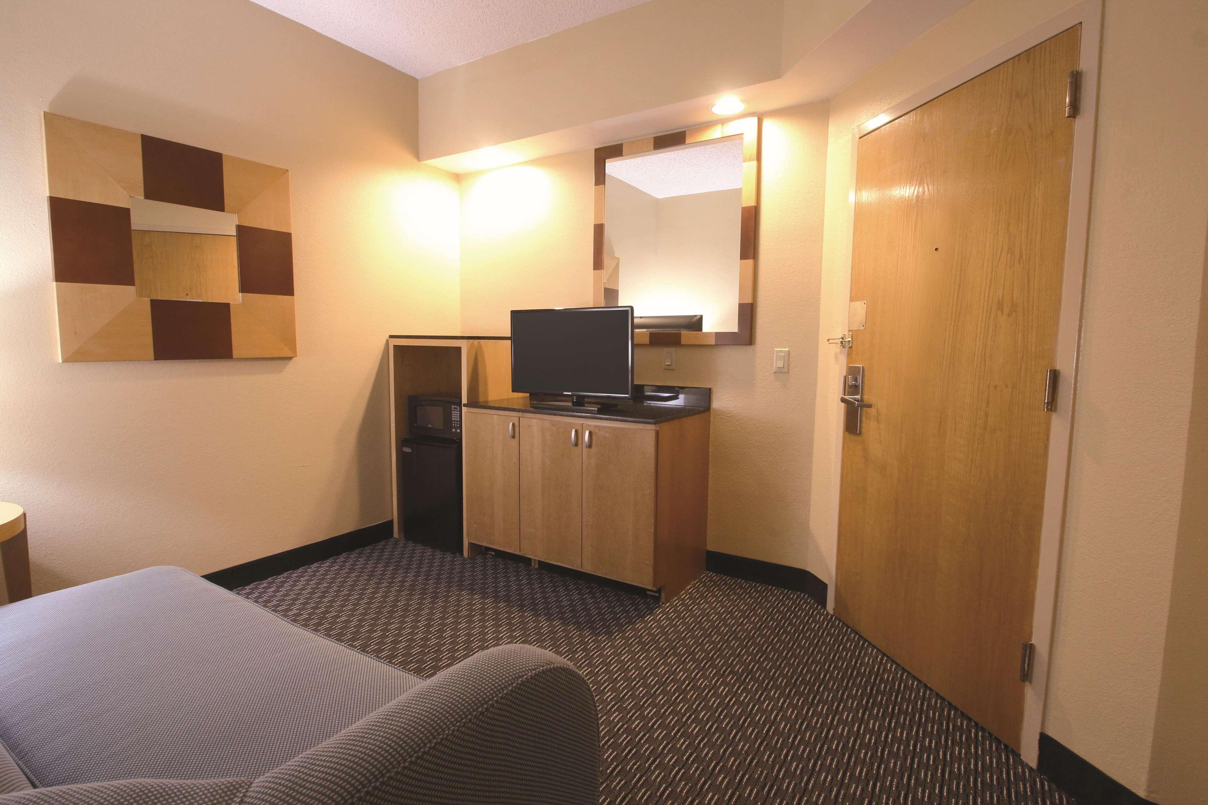 La Quinta By Wyndham West Palm Beach Airport מראה חיצוני תמונה