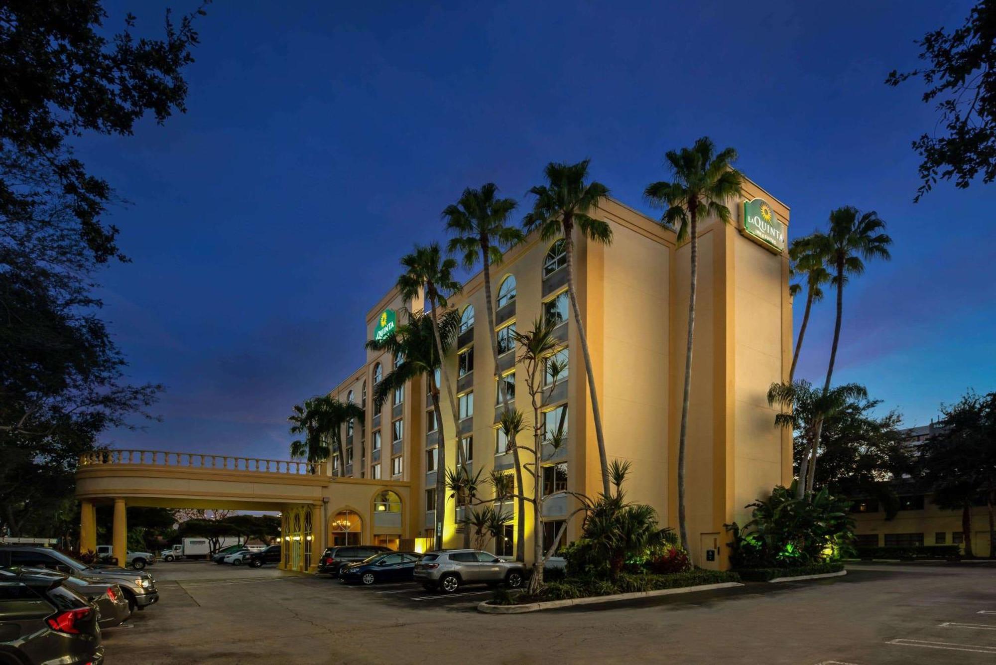 La Quinta By Wyndham West Palm Beach Airport מראה חיצוני תמונה