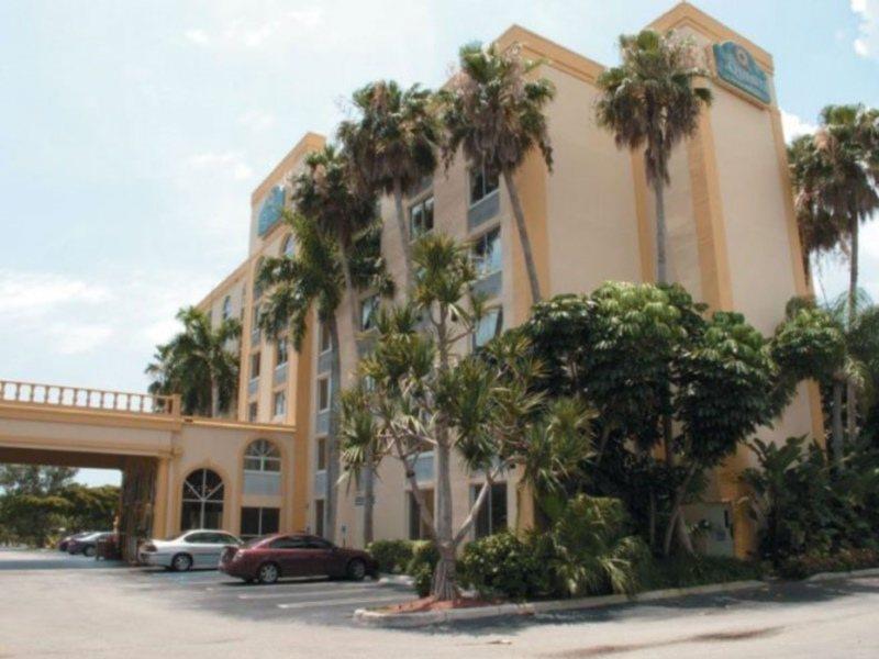 La Quinta By Wyndham West Palm Beach Airport מראה חיצוני תמונה